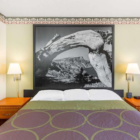 Motel Super 8 By Wyndham Grants Pass Exteriér fotografie